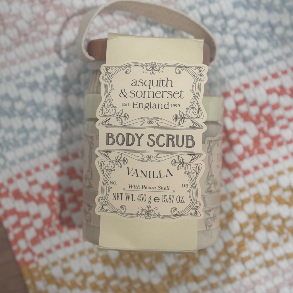 NWT Asquith & Somerset Vanilla Body Scrub - with body brush